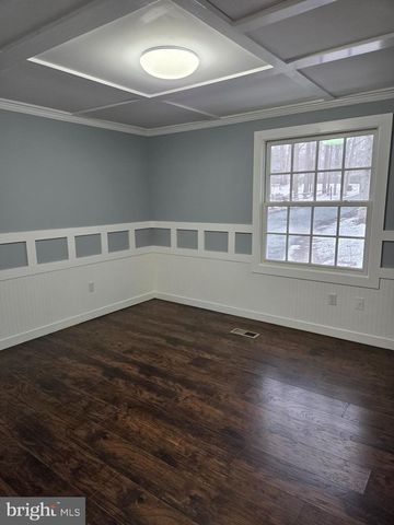 8004 GRACIE DR, Manassas, VA 20112