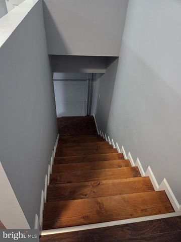 8004 GRACIE DR, Manassas, VA 20112