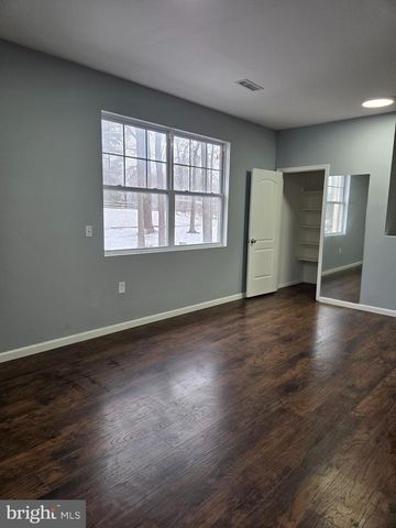 8004 GRACIE DR, Manassas, VA 20112