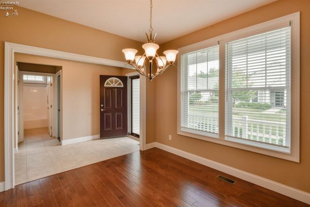 4928 Avery Way, North Ridgeville, OH 44039