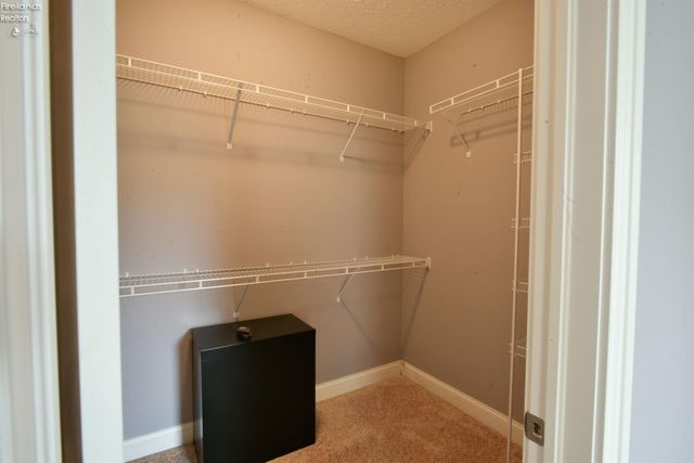 4928 Avery Way, North Ridgeville, OH 44039