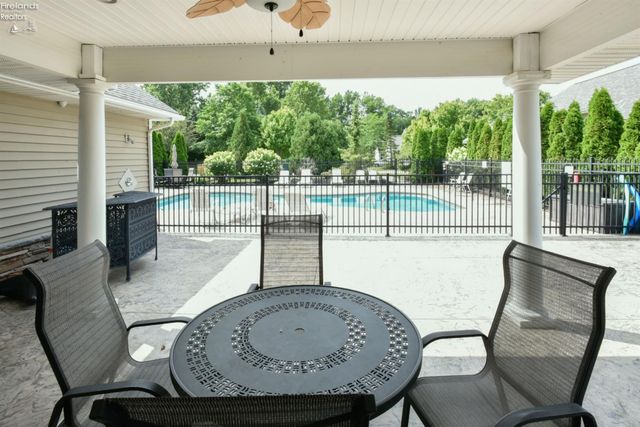 4928 Avery Way, North Ridgeville, OH 44039