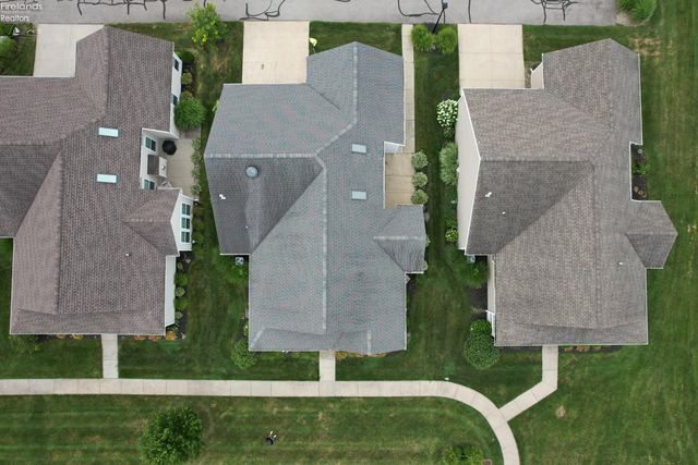 4928 Avery Way, North Ridgeville, OH 44039