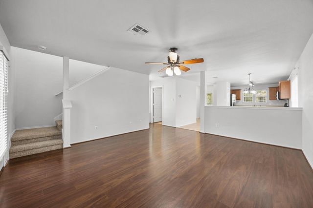 105 Fire Island DR, Pflugerville, TX 78660