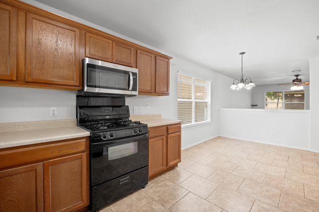 105 Fire Island DR, Pflugerville, TX 78660