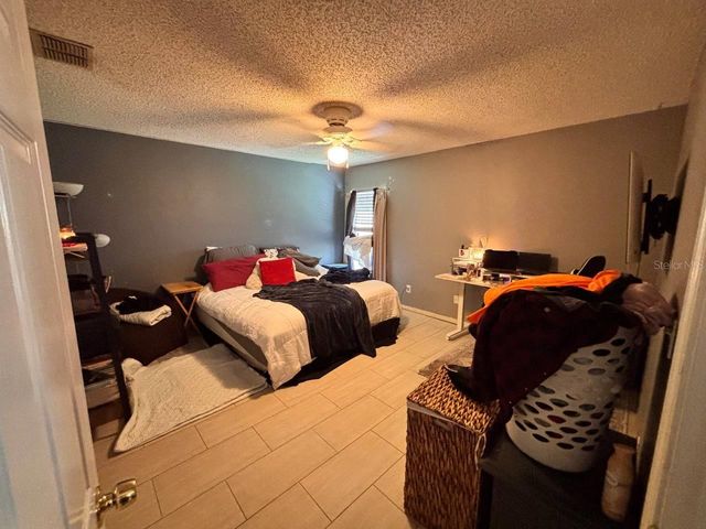 86 SECRETARY TRAIL, Palm Coast, FL 32164