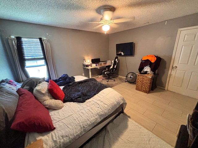 86 SECRETARY TRAIL, Palm Coast, FL 32164