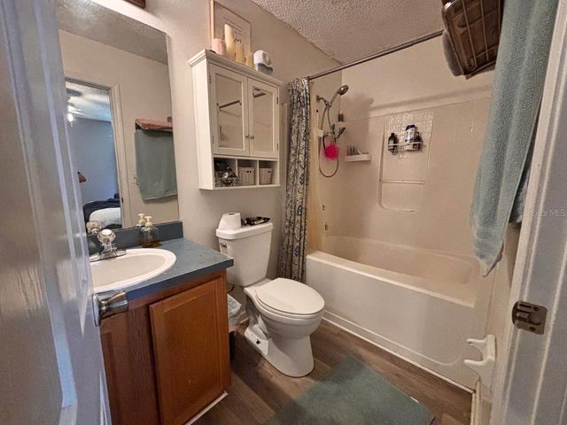 86 SECRETARY TRAIL, Palm Coast, FL 32164