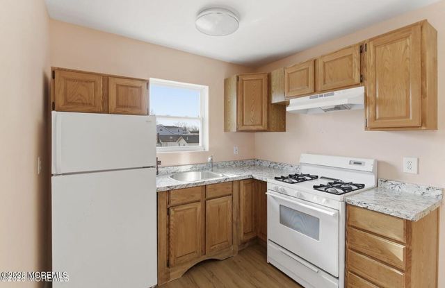 40 Twilight Avenue Unit 2, Keansburg, NJ 07734