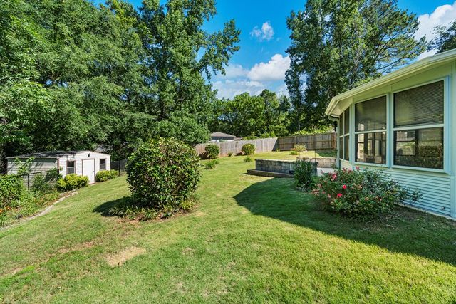 6020 Whitehaven Drive, Columbus, GA 31909