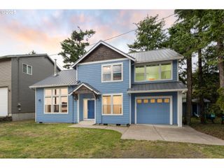 6550 TENT St, Pacific City, OR 97135