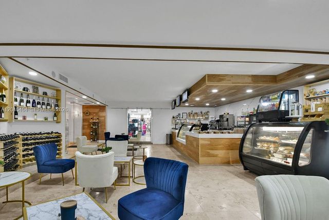 5225 Collins Avenue 1117, Miami Beach, FL 33140