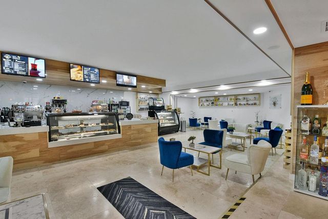 5225 Collins Avenue 1117, Miami Beach, FL 33140