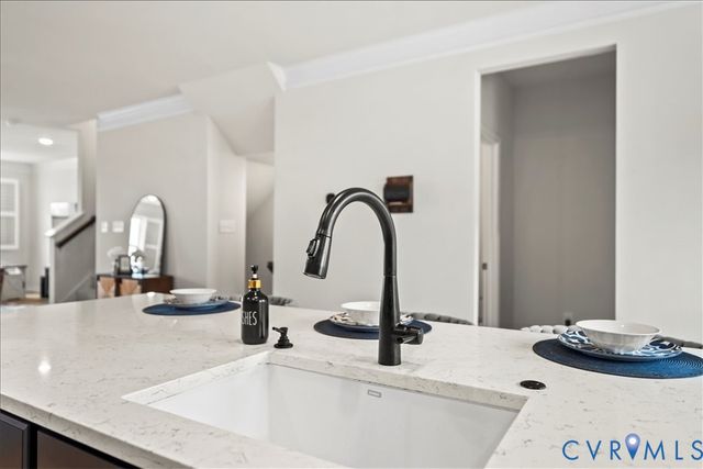 412 Quiet Breeze Aly, Midlothian, VA 23113