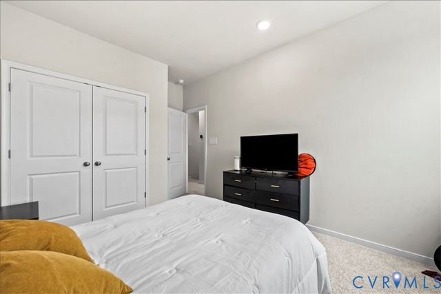 412 Quiet Breeze Aly, Midlothian, VA 23113