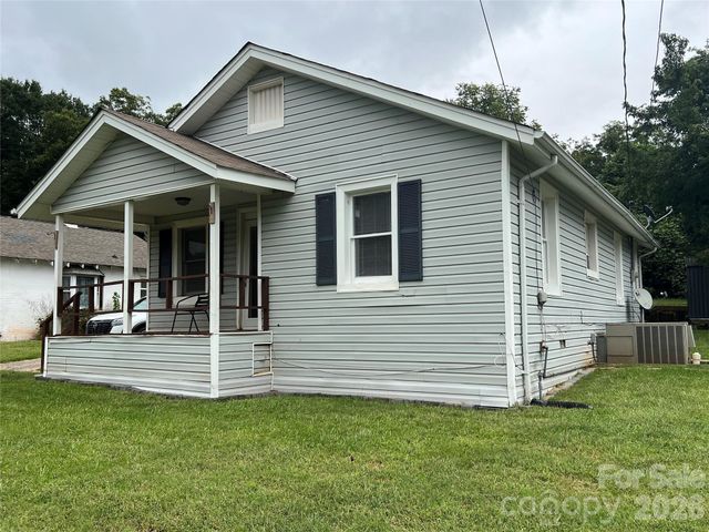346 N Cleghorn Street, Rutherfordton, NC 28139