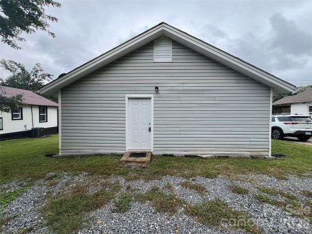 346 N Cleghorn Street, Rutherfordton, NC 28139