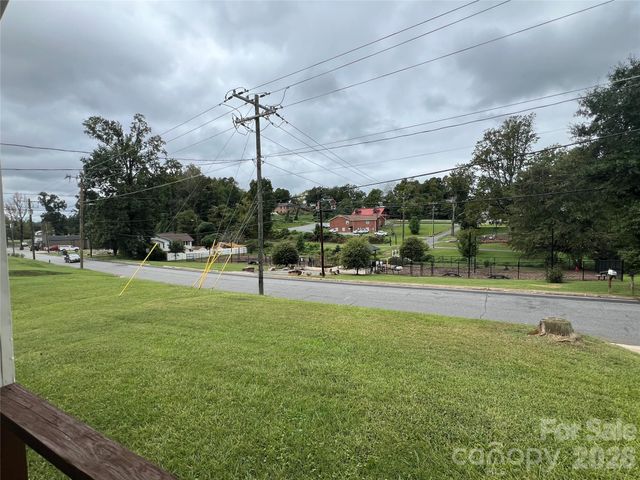 346 N Cleghorn Street, Rutherfordton, NC 28139