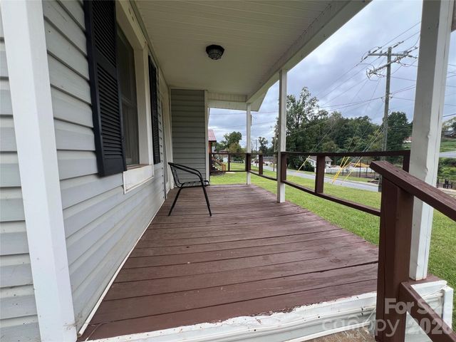 346 N Cleghorn Street, Rutherfordton, NC 28139