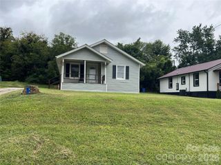 346 N Cleghorn Street, Rutherfordton, NC 28139