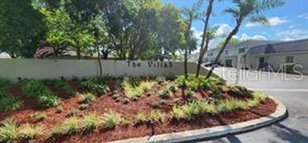 Image 16 of property listing at 525 CONWAY ROAD 54, Orlando, FL 32807