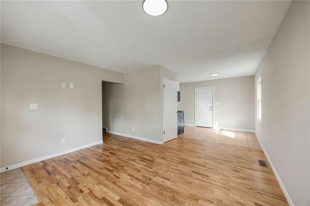 7408 E 49th Terrace, Kansas City, MO 64129