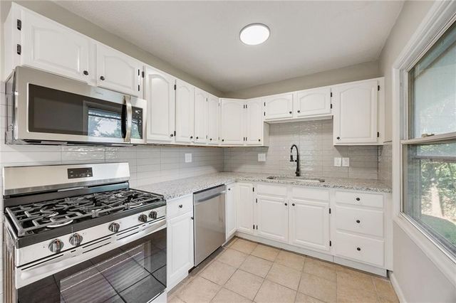 7408 E 49th Terrace, Kansas City, MO 64129