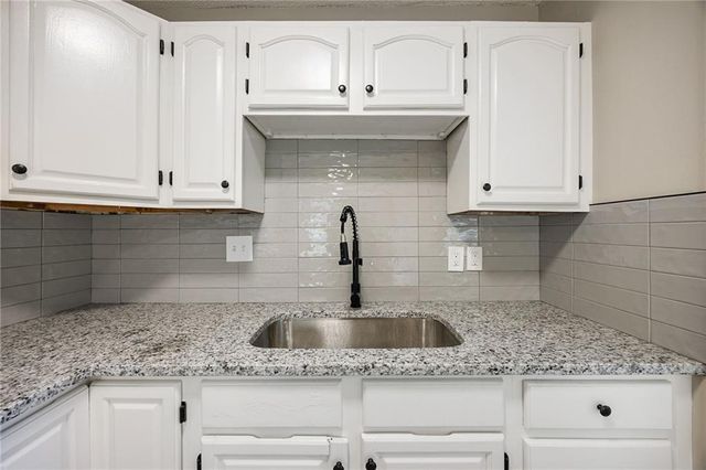 7408 E 49th Terrace, Kansas City, MO 64129