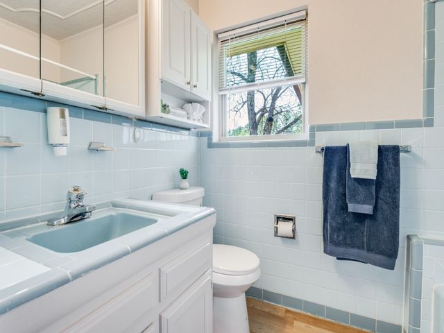 506 E Huitt Lane, Euless, TX 76040