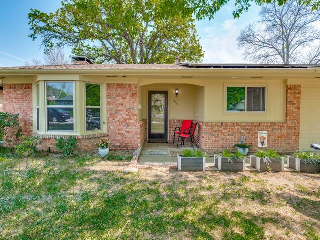 506 E Huitt Lane, Euless, TX 76040