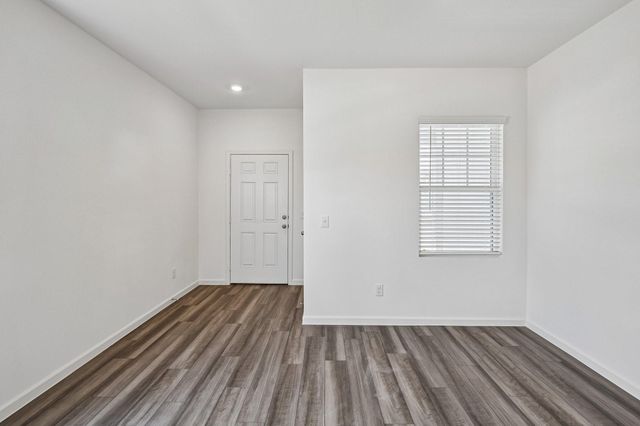 2415 Crest Falls Drive, Crosby, TX 77532