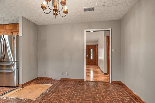 721 Double Springs Road, Jonesborough, TN 37659