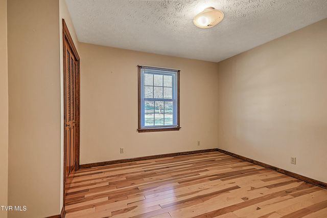 721 Double Springs Road, Jonesborough, TN 37659