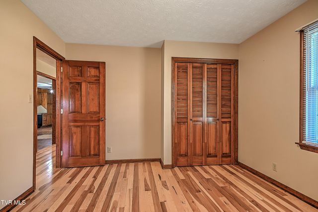 721 Double Springs Road, Jonesborough, TN 37659