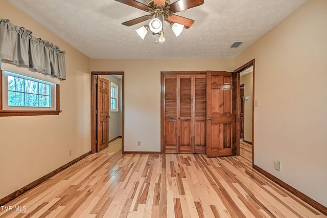 721 Double Springs Road, Jonesborough, TN 37659