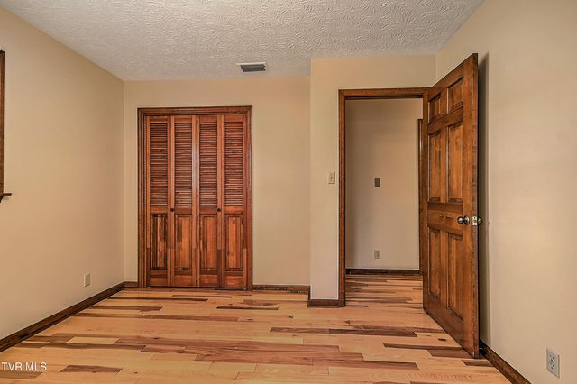 721 Double Springs Road, Jonesborough, TN 37659