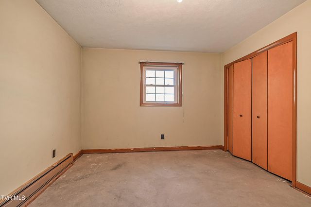 721 Double Springs Road, Jonesborough, TN 37659