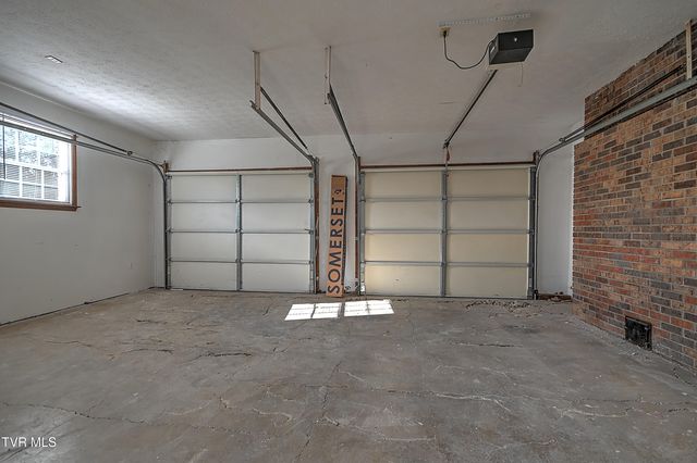 721 Double Springs Road, Jonesborough, TN 37659