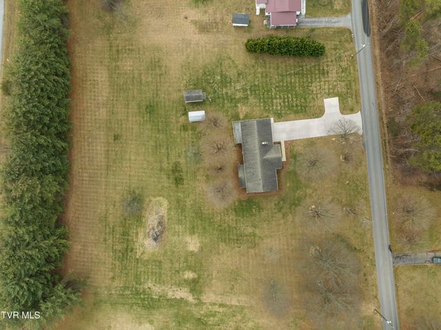 721 Double Springs Road, Jonesborough, TN 37659