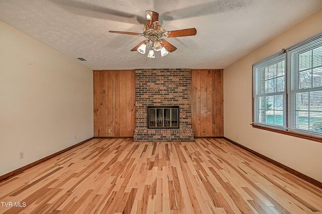 721 Double Springs Road, Jonesborough, TN 37659