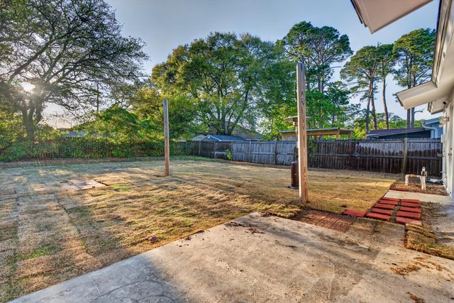 102 NW Audrey Drive, Fort Walton Beach, FL 32548