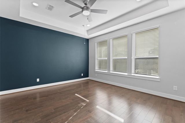 817 Kamano Avenue, Houston, TX 77008