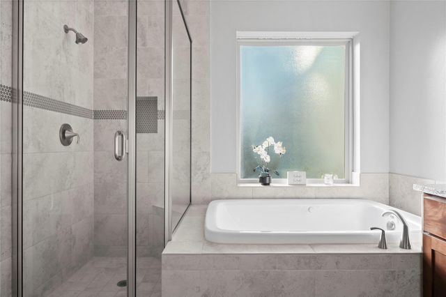 817 Kamano Avenue, Houston, TX 77008