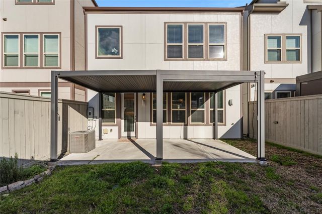 817 Kamano Avenue, Houston, TX 77008