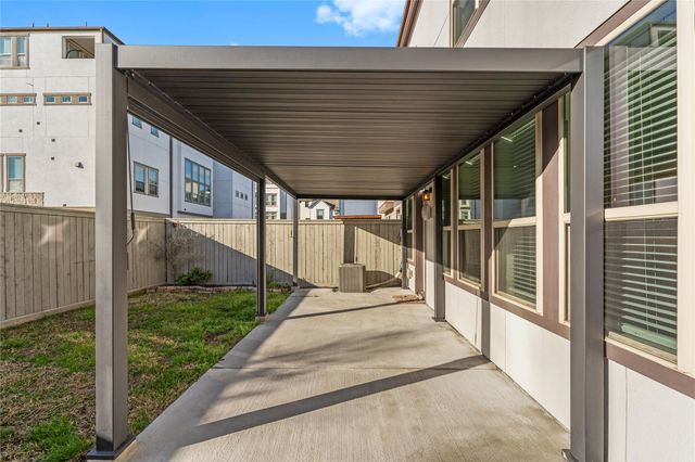 817 Kamano Avenue, Houston, TX 77008