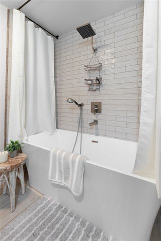 407 Windmill RD, Burnet, TX 78611