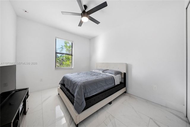 4163 31st Ave NE, Naples, FL 34120