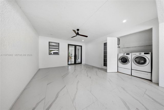 4163 31st Ave NE, Naples, FL 34120