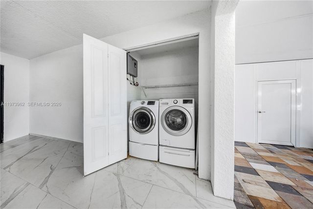 4163 31st Ave NE, Naples, FL 34120