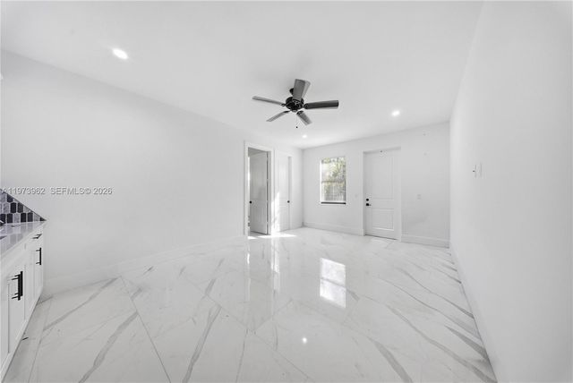 4163 31st Ave NE, Naples, FL 34120